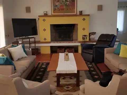 Casa en Alquiler Temporal en Estancias Del Pilar, USD 5.500