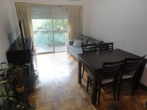 HERMOSO DEPARTAMENTO DE 3 AMBIENTES AL FRENTE CON AMOBLADO COMPLETO-
