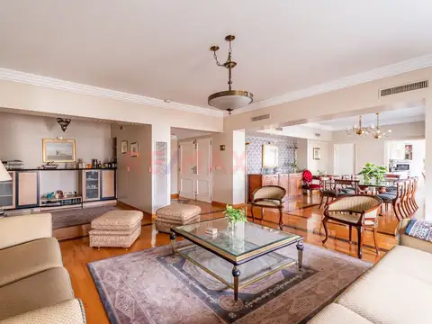 Departamento en Venta de 6 ambientes