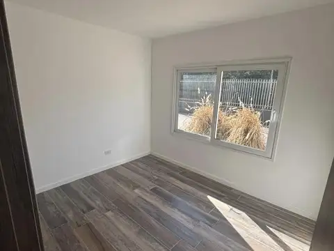 Casa en venta en Saravi Village Pilar