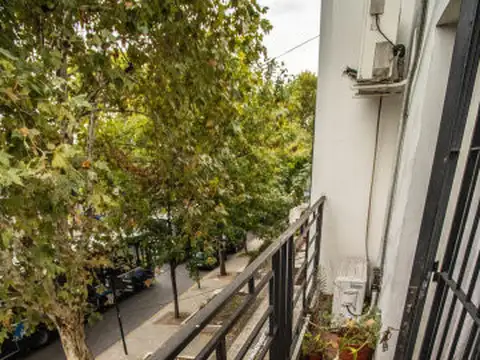 PH 5 Ambientes con patio y terraza - 1° y 2° Piso - Balcón - Quincho - Apto Crédito - 227m²  -...