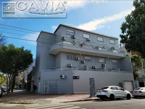 Cochera número 2 grande de fácil acceso - Disponible 1° de julio - julio 140.000,00 - a partir de agosto 180.000