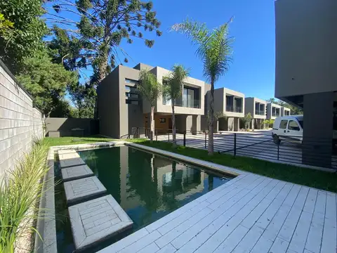 Venta Dpto Duplex 4 ambientes con cochera en CANNING EXCLUSIVE