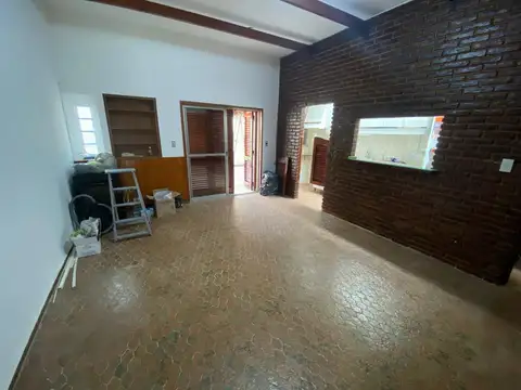 ALQUILER Casa chalet 4 ambientes dependencia servicio  jardin FLORIDA MITRE