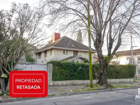 Casa en Venta de 6 Ambientes en Martínez con Escritorio, Playroom, Jardin y Cochera