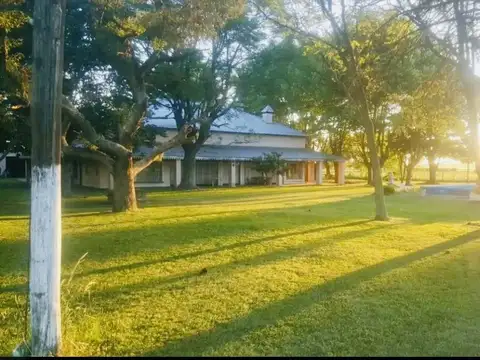 Dos Fracciones de Campo en Pergamino
