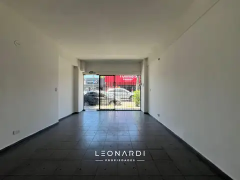 Local en Alquiler en Belen De Escobar, $ 600.000