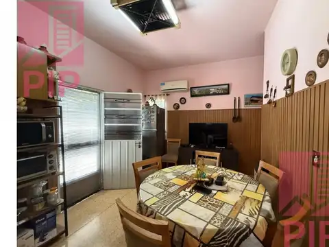 Depto Tipo Casa en Venta al Este