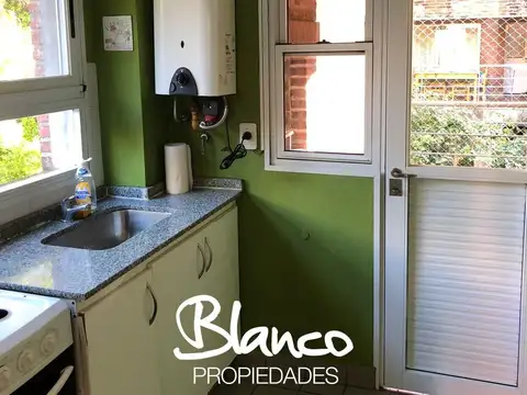 Departamento 4 ambientes con 2 baños