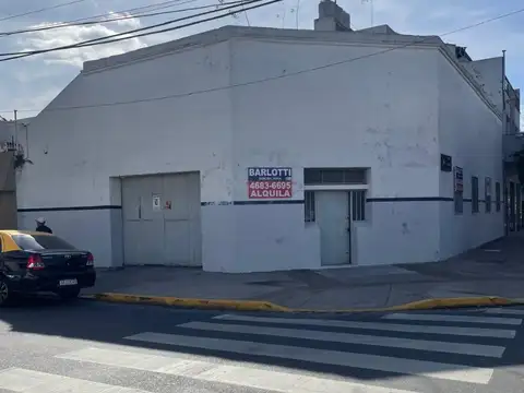 ALQUILER LOCAL O GALPON DE 13MTS X 18MTS EN ESQUINA, PARA VARIOS RUBROS.