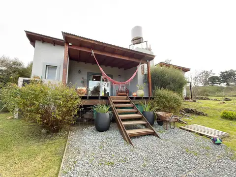 Casa 5 ambientes con 3 baños
