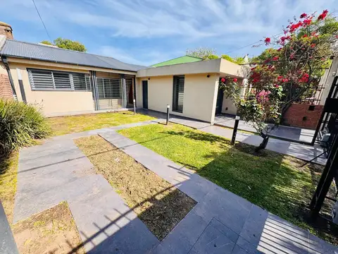 Casa en Alquiler en Alberdi, $ 2.900.000
