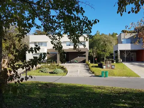 Terreno en Venta de 989,0 m2