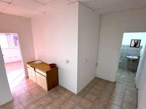 OFICINA 4 AMBIENTES EN SAN MIGUEL CENTRO - CALLE PAUNERO