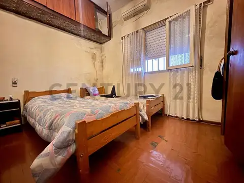 Depto Tipo Casa en Venta 46 años