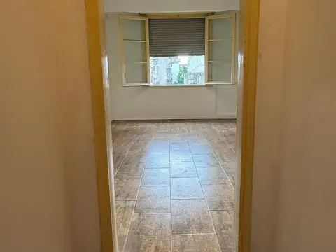 Departamento en Alquiler en Balvanera, $ 720.000