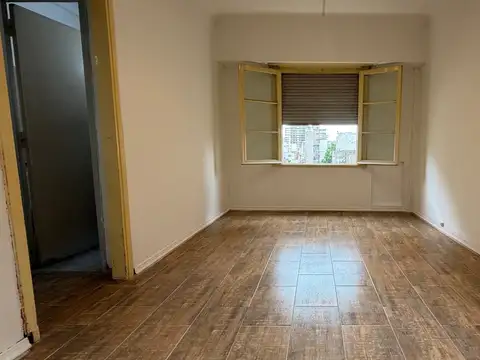 Departamento de 3 Ambientes al frente con ventana  Luminoso excelente ubicacion