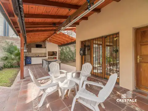 Casa 3 ambientes con 4 baños