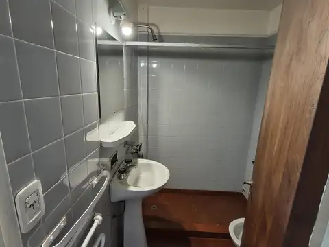 Oficina en Alquiler al Este