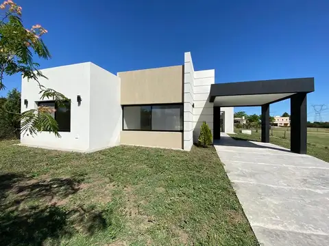 Espectacular casa en Altos de Manzanares | VCO Propiedades