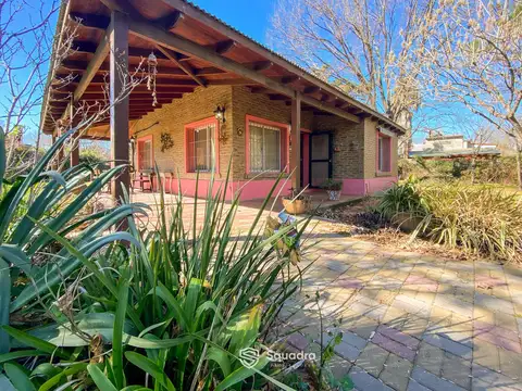 VENTA - Casa una sola planta con pileta y parque - Ibarlucea, Rosario.