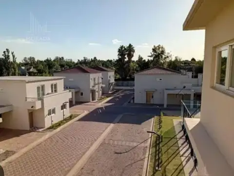 Departamento en Venta con 1 cochera