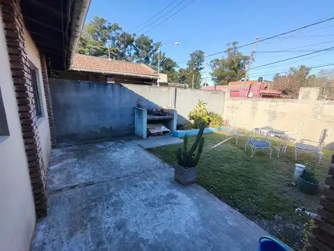 Open Door, casa sobre calle principal + 2 dptos