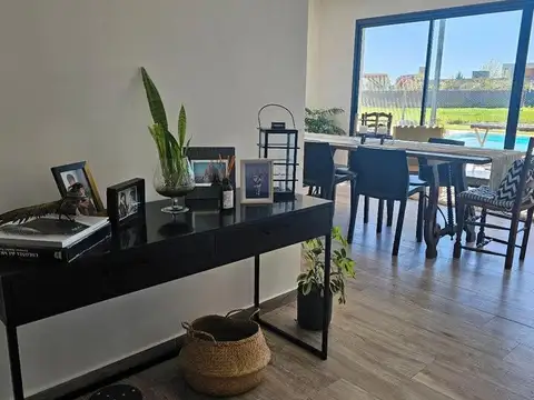 Casa en Alquiler de 4 dormitorios