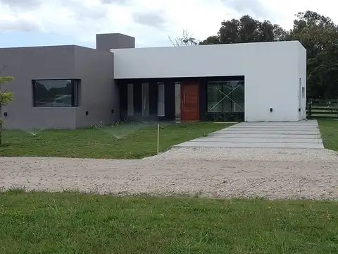 VENTA CASA HARAS DEL MAR MAR DEL PLATA 5 Ambientes