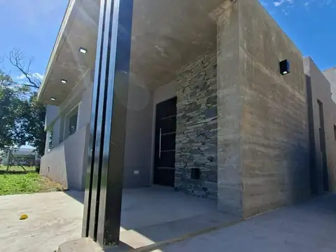 Venta De Casa En Santa Elisa - Pilar Del Este 100
