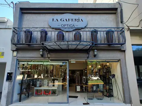 LOCAL COMERCIAL + Casa