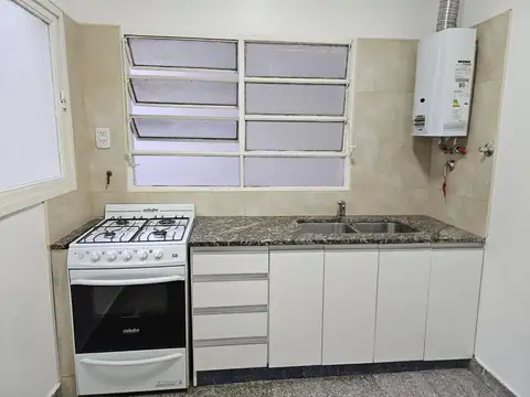Depto Tipo Casa 2 ambientes con 1 baño