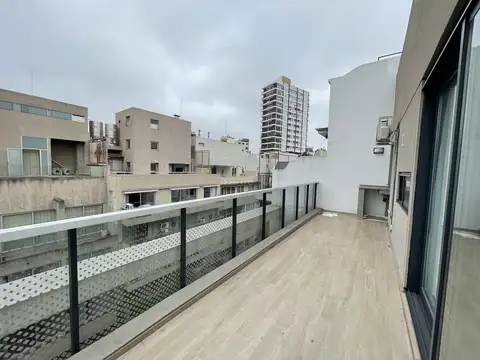 ALQUILER MONOAMBIENTE CON GRAN TERRAZA - RECOLETA
