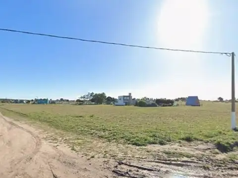 LOTE EN ESQUINA DE 820 M² – SAN EDUARDO DEL MAR