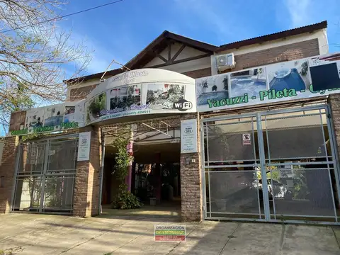 Complejo Turístcio en Colón zona centro con piscina