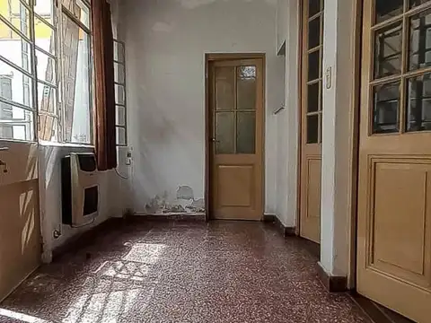Depto Tipo Casa en Venta 50 años