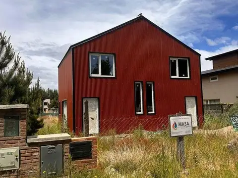COMPLEJO DE TRES UNIDADES EN LA COLINA BARILOCHE