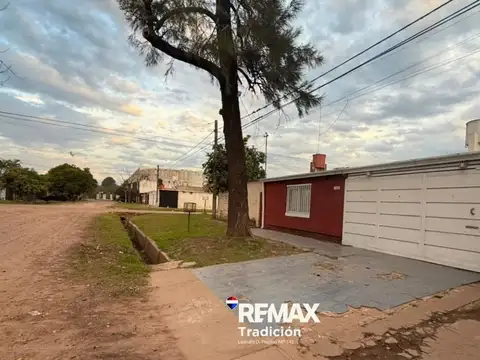 Casa de 4 ambientes en venta en las 240 viviendas