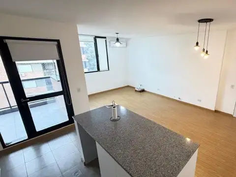 Departamento en Alquiler en Fisherton, $ 770.000