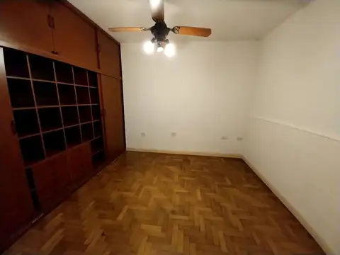 Depto Tipo Casa en Alquiler 56 años