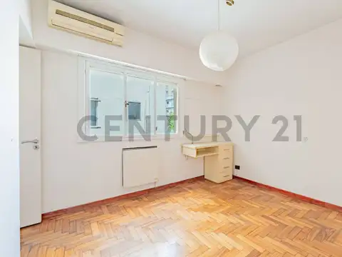 Victor Martínez 43100, Piso 0