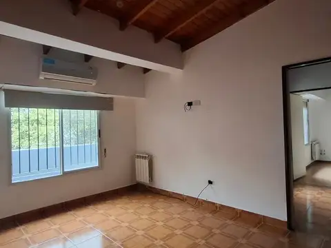 Depto Tipo Casa en Venta en Villa Pueyrredon, USD 210.000