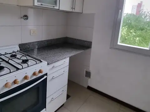 Intendente Castilla 400, Piso 2