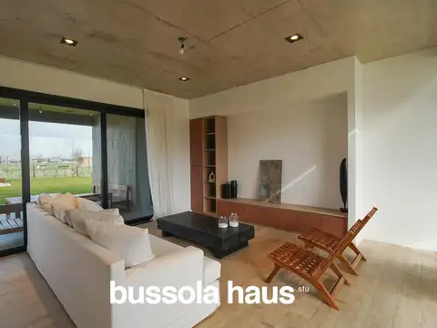 Casa en Venta con 1 cochera
