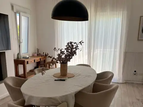 alquiler - venta Casa - Barrio araucarias - Puertos del lago - con muebles