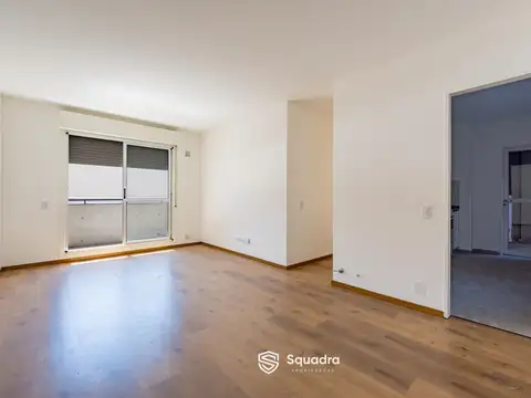 VENTA - Departamento 2 dormitorios con Patio y Balcón, Rosario Centro.