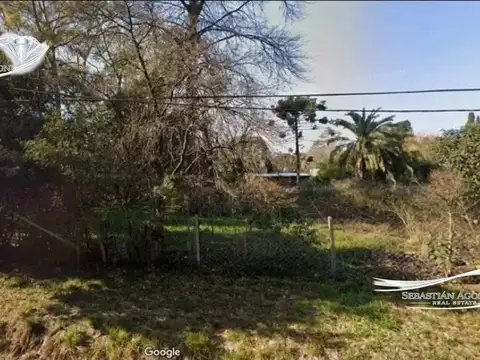 Terreno en esquina en Parque Leloir