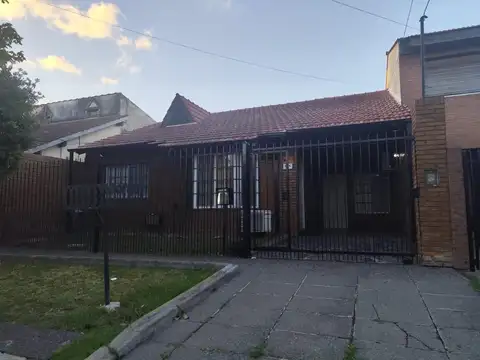 Venta chalet 4 ambientes