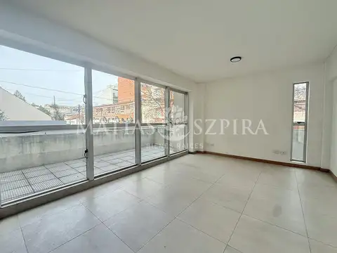 Departamento en Alquiler en Castelar Norte, $ 520.000
