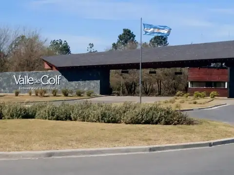 Venta Lote en Valle del Golf